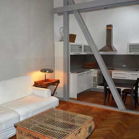 Apart 3* Prague