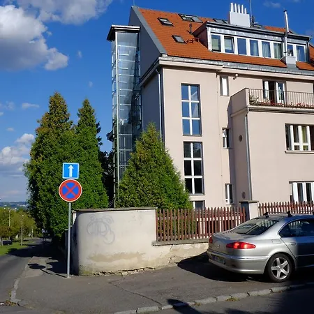 Apartment Hanspaulka *