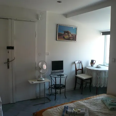 Konvi Apartment Prague