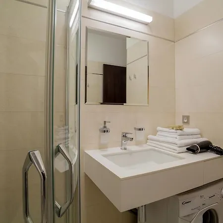 Aparthotel Vinohradsky Dum 4*