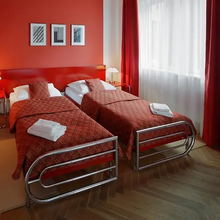 Axa 3* Praha