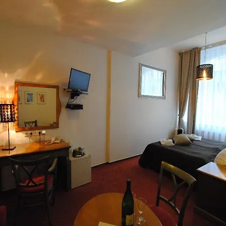 Hotel Augustus Et Otto Praga