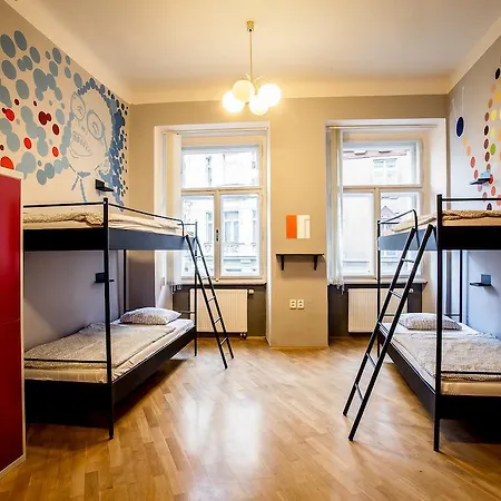 Ahoy! Hostel *