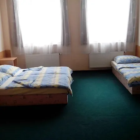 Kolbenka Hostel *