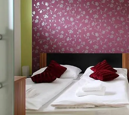 Aparthotel Vn17 3*