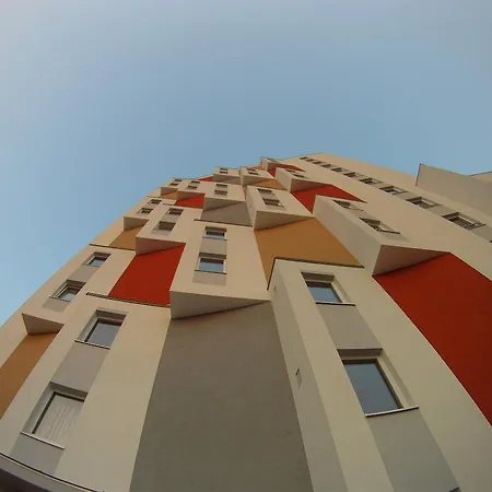 Apartment Flat 131 *