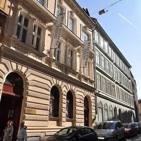 Hotel Star 4*
