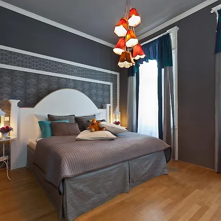 Hotel apartamentowy Royal