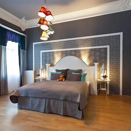 Hotel apartamentowy Royal