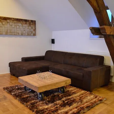 Apartment Attic Hastalska *