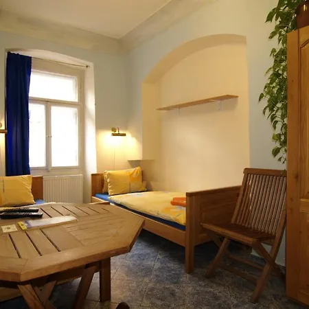 U Zlateho Konicka / The Golden Horse House Bed & Breakfast Prague