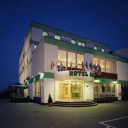 Hotel Golf 4*