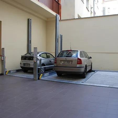 Hotel Ea Downtown 4*