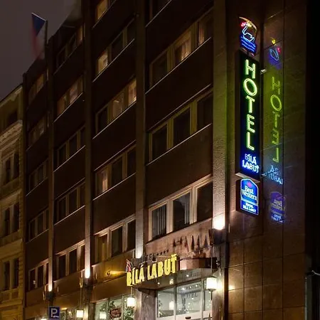 Hotel Luxury Family Bílá Labuť 4*
