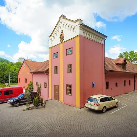Hotel Stary Pivovar 3*
