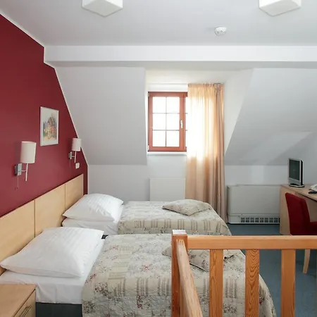 Hotel Chvalska Tvrz