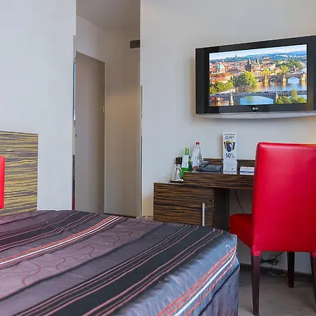 Szálloda Ea Crystal Palace 4*
