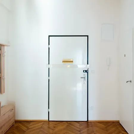 Apartment Stunning Design Prague