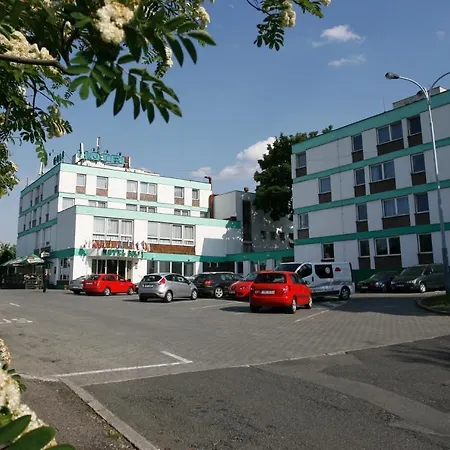 Hotel Golf 4*
