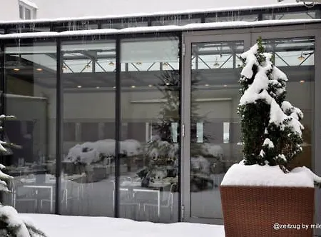 Hotel Maximilian 4*