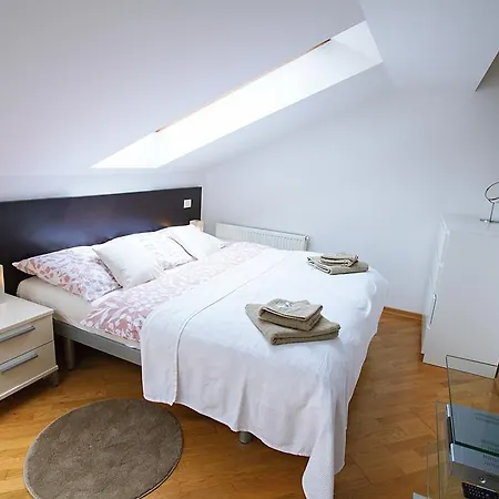 Apartment Sunny In Center