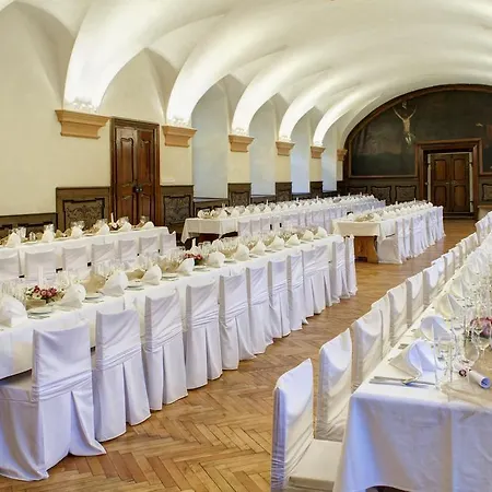 Szálloda Adria