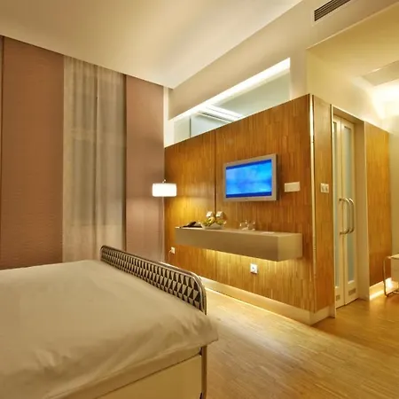 Prokop Square Hotel 4*