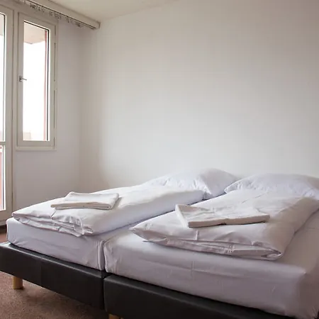 Hostel A&o Rhea