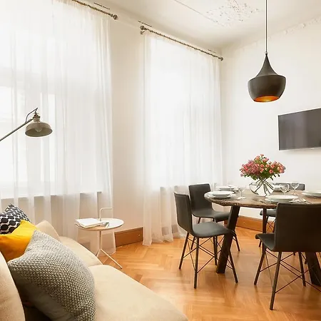 Apartment Zatecka N°14
