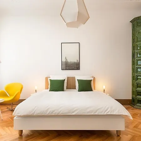 Apartment Zatecka N°14 *