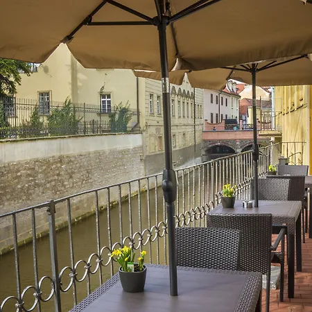 Pytloun Kampa Garden Praha