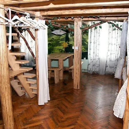 Auberge de jeunesse Artharmony & *