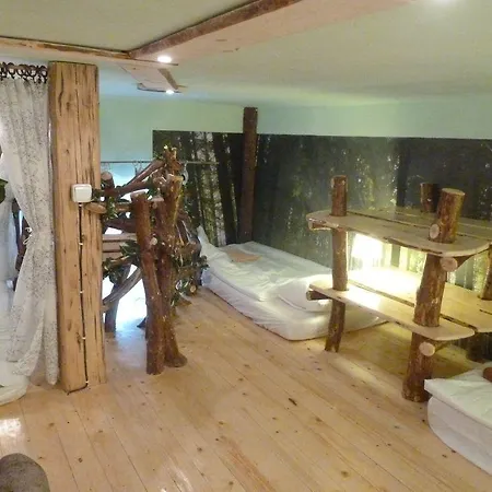 Hostel Artharmony & Prague