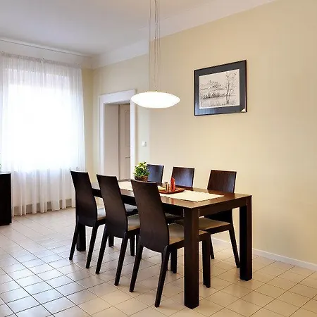 Karlova 25 Apartment *