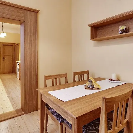 Karlova 25 Apartment