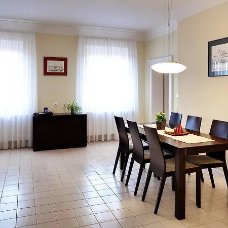 Karlova 25 Apartment
