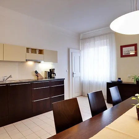 Karlova 25 Apartment