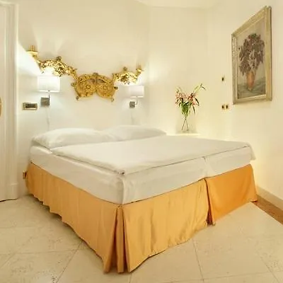 La Fenice 4*