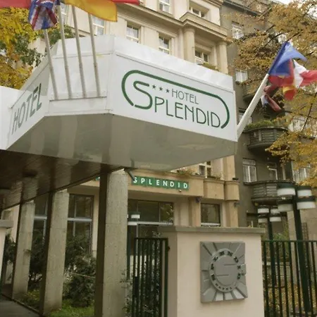 Splendid Hotel 3*