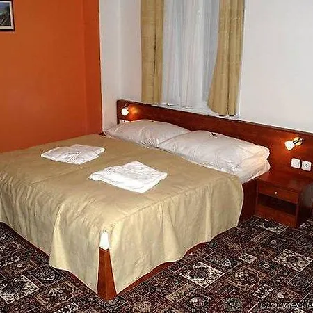 De Luxe 3* Prága
