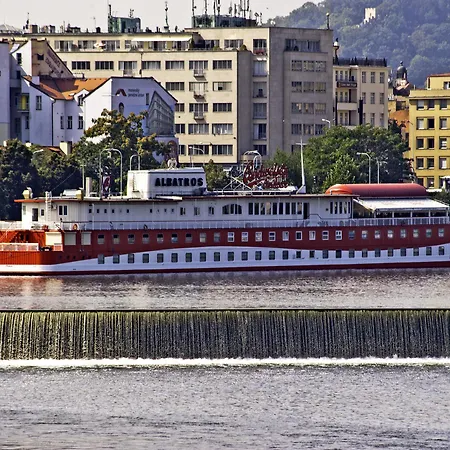 Albatros Bådhotel