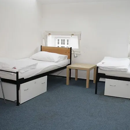 Mai Bohemia Hostel And Apartment Hostel *