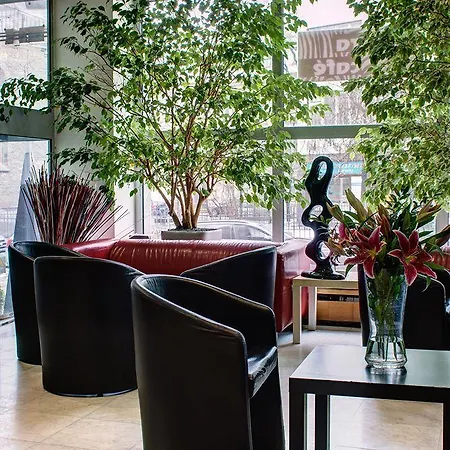 Luxury Family Bílá Labuť 4* Praha