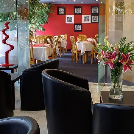 Luxury Family Bílá Labuť Hotel 4*