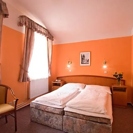 White Lion 4* Prague