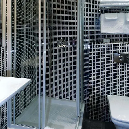 Ea Crystal Palace 4*
