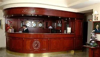 Carlton Ξενοδοχείο