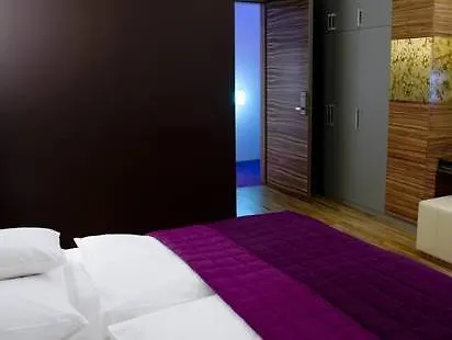 The Icon & Lounge 4* Prague
