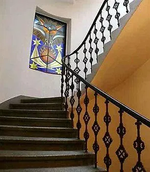 Club Hotel 3*