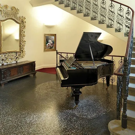 Assenzio 4* Prague